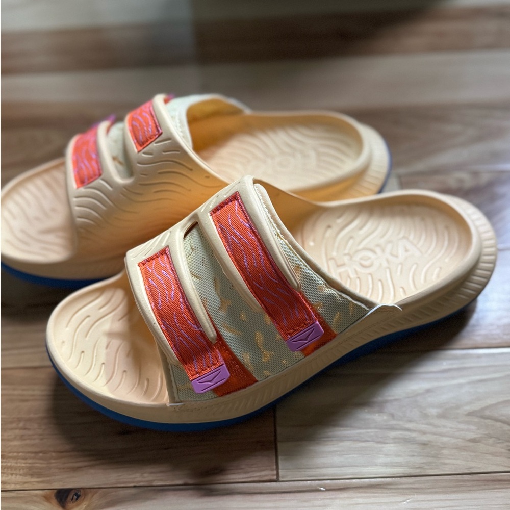 HOKA women’s  Sandals - Orange and Cream - Picture 4 of 4
